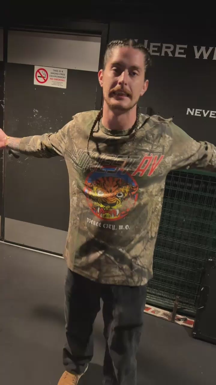 honestav Tiger Camo LS Tee